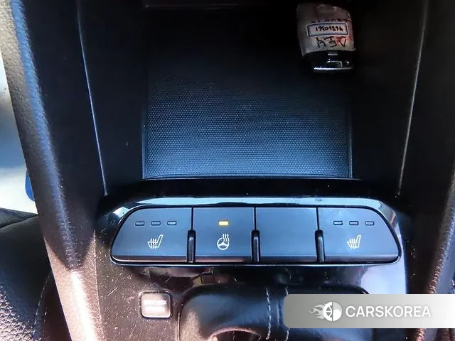 Kia Stonic 2018 Синий из Кореи, фото 4