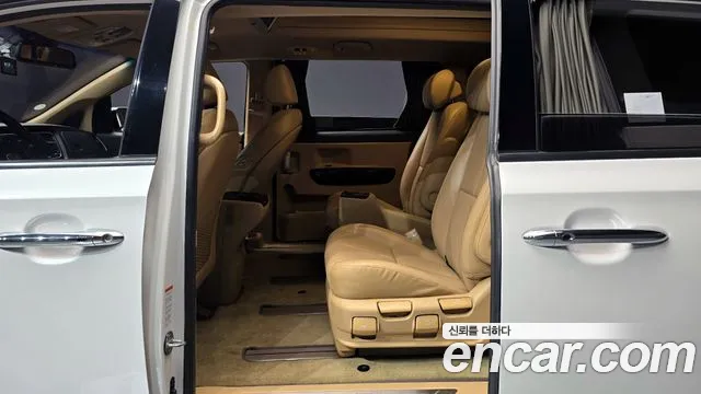 Kia The New Carnival 2019 Белый из Кореи, фото 4