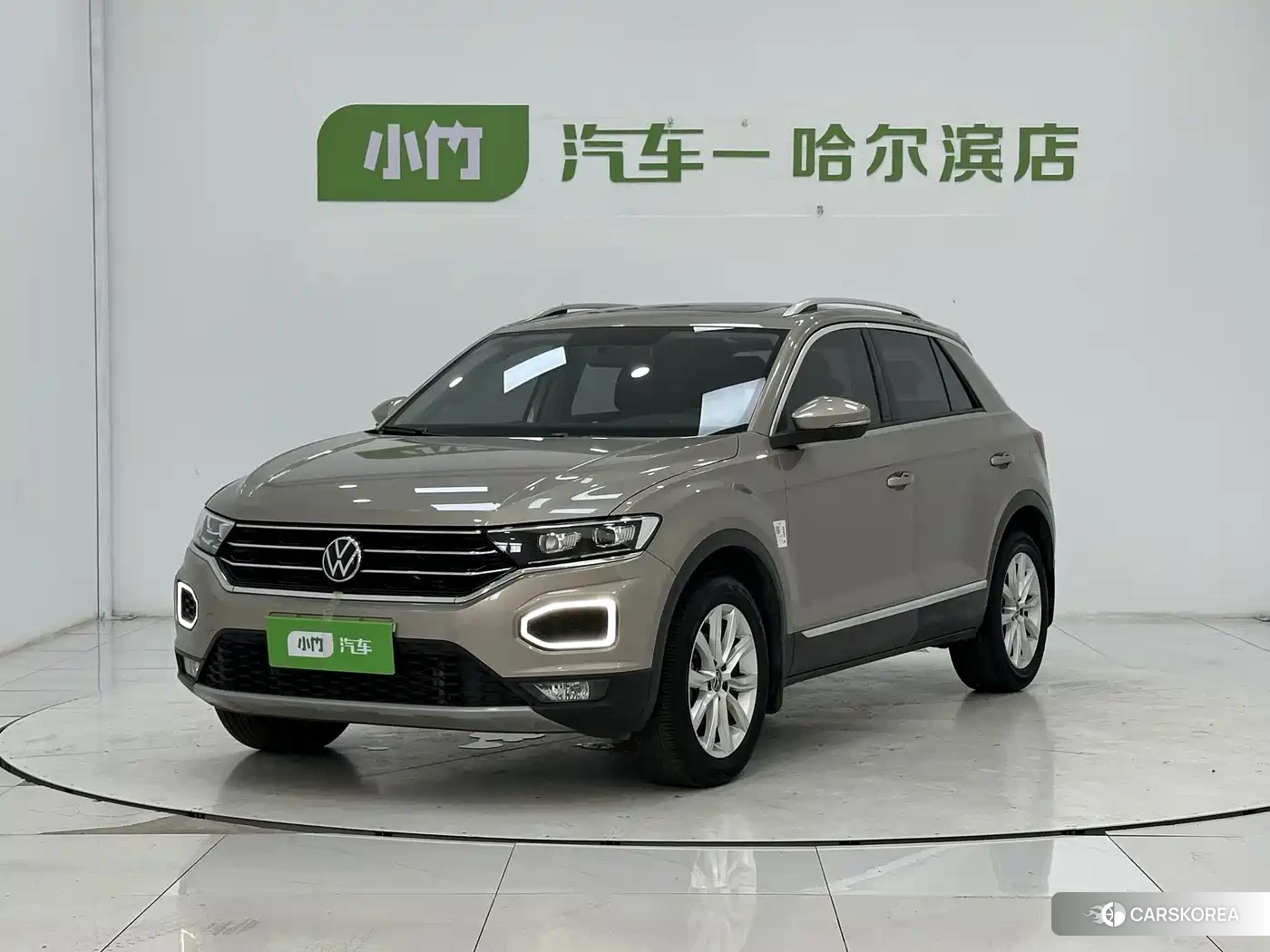 Volkswagen T-Roc 2022 Champagne/brown из Китая, фото 5