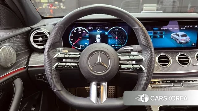 Mercedes-Benz E-Class W213 2022 Белый из Кореи, фото 4