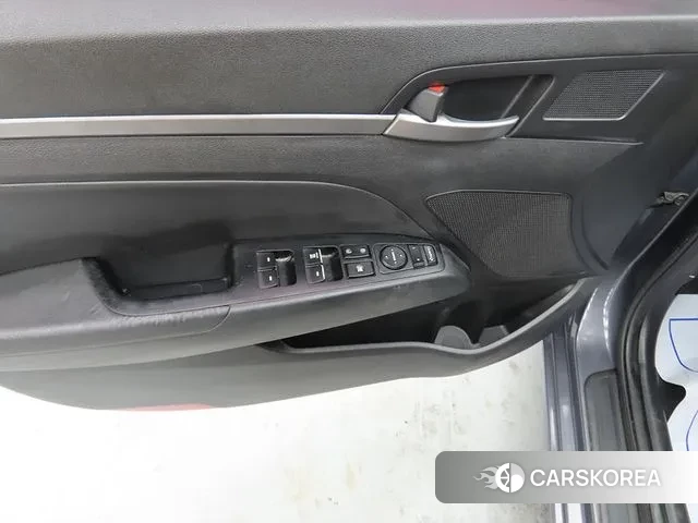 Hyundai Avante AD 2018 Серый из Кореи, фото 4