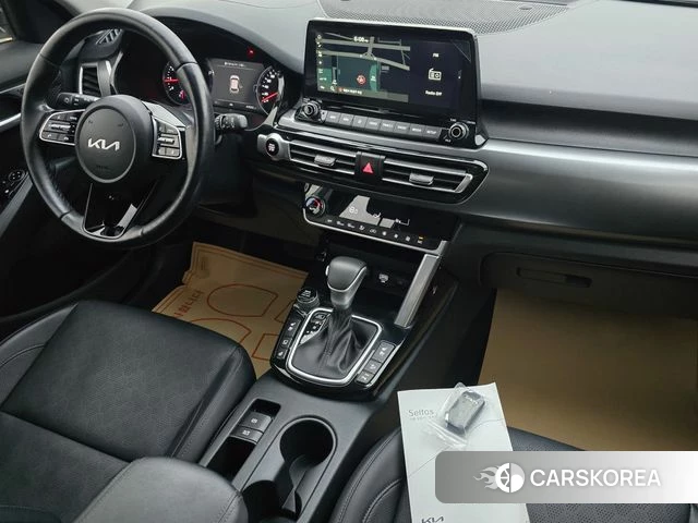 Kia Seltos 2022 Белый из Кореи, фото 4