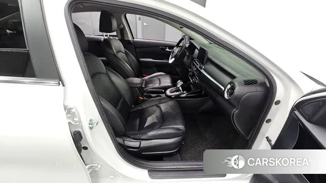 Kia Come New K3 2021 Белый из Кореи, фото 4