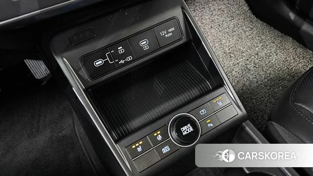 Hyundai Kona (SX2) 2023 Серебряный из Кореи, фото 4