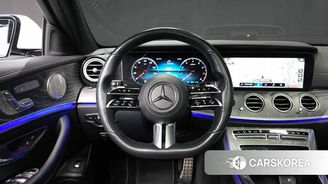 Mercedes-Benz E-Class W213 2021 Белый из Кореи, фото 4