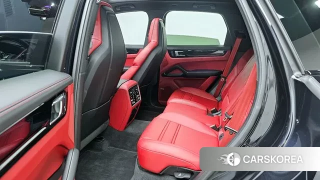 Porsche Cayenne (PO536) 2022 Черный из Кореи, фото 4