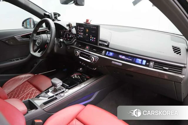 Audi S4 2023 Черный из Китая, фото 4