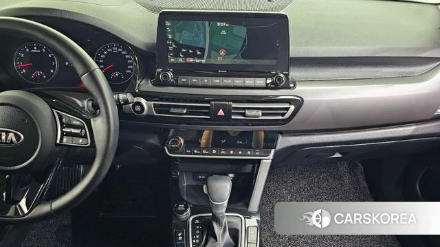 Kia Seltos 2021 Белый из Кореи, фото 4