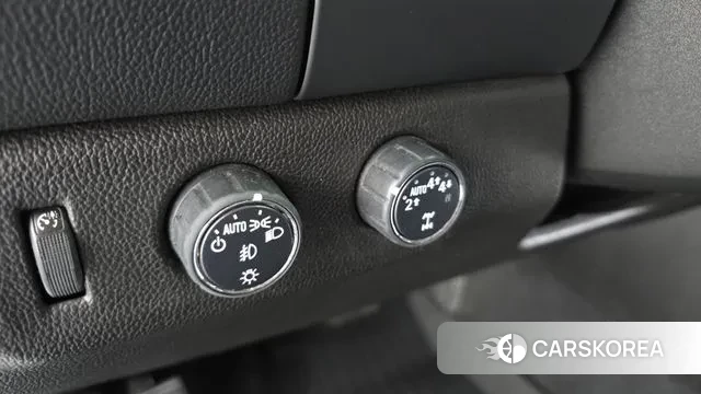 Chevrolet Colorado 2020 Серый из Кореи, фото 4