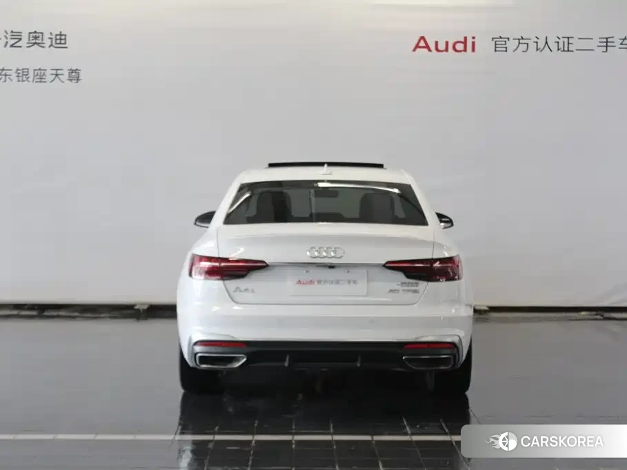 Audi A4L id 4674534 из Китая 4