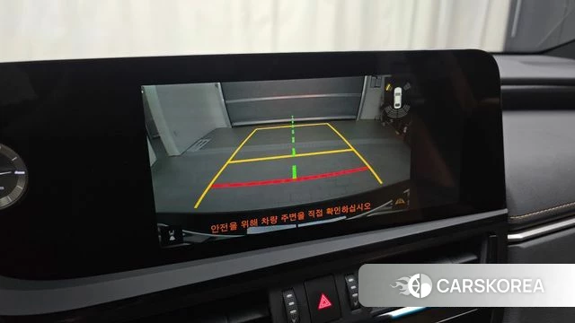 Lexus ES300h 7th generation 2023 Черный из Кореи, фото 4