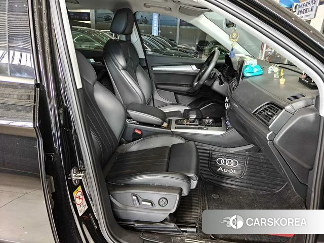 Audi Q5L 2024 Черный из Китая, фото 4