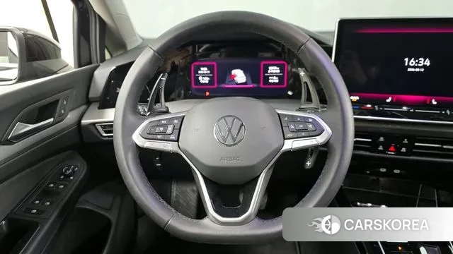 Volkswagen Golf 8th Generation 2025 Черный из Кореи, фото 4