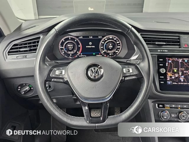 Volkswagen Tiguan second Generation 2018 Черный из Кореи, фото 4
