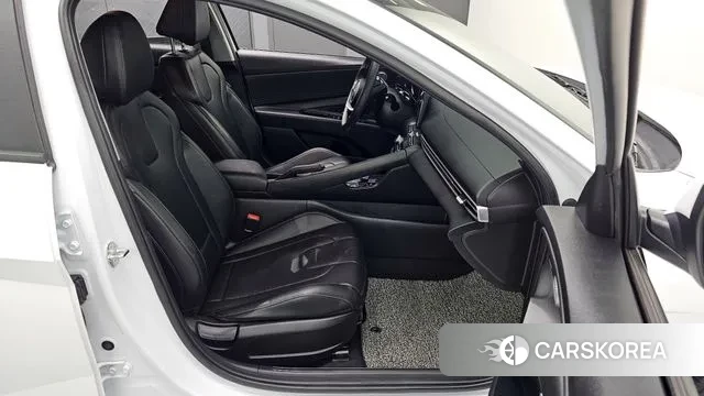 Hyundai Avante (CN7) 2023 Белый из Кореи, фото 4