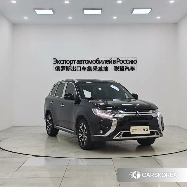 Mitsubishi  Outlander 2021 Черный из Китая, фото 4