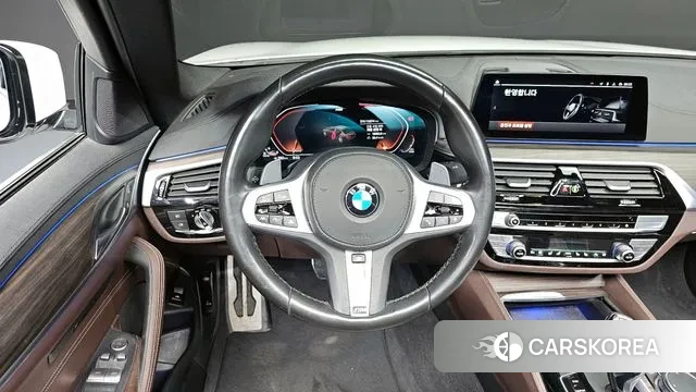 BMW 5 Series (G30) 2019 Белый из Кореи, фото 4