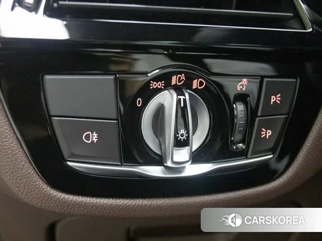 BMW 5 Series (G30) 2022 Черный из Кореи, фото 4