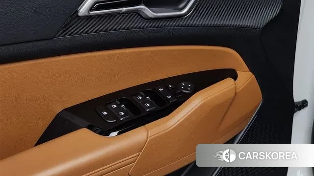 Kia Sportage 5th Generation Hybrid 2022 Белый из Кореи, фото 4