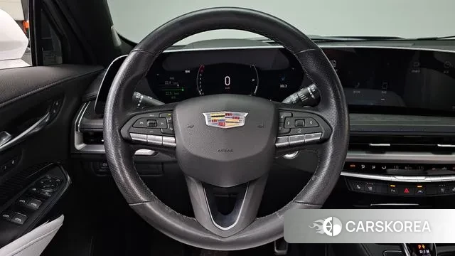 Cadillac XT4 2024 Белый из Кореи, фото 4