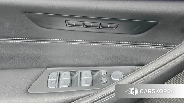 BMW 5 Series (G30) 2022 Черный из Кореи, фото 4