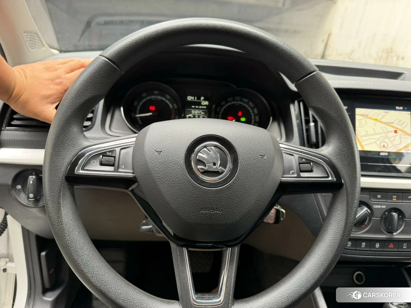 Skoda Komick 2021 Белый из Китая, фото 4