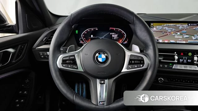 BMW 1 Series (F40) 2024 Серебристо-серый из Кореи, фото 4