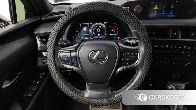 Lexus UX250h 2019 Серебристо-серый из Кореи, фото 4
