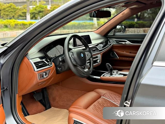 BMW 7 series 2020 Темно-серый из Китая, фото 4