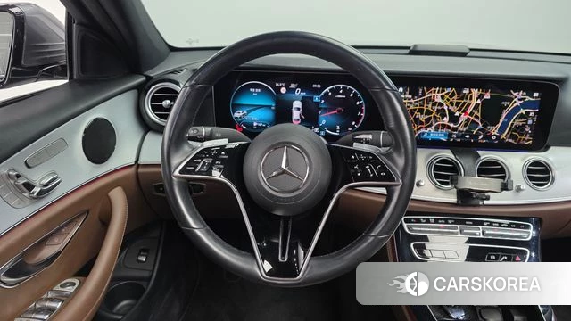 Mercedes-Benz E-Class W213 2021 Серебристо-серый из Кореи, фото 4