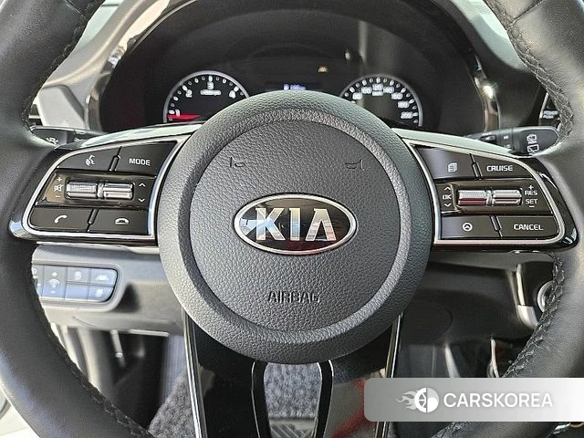Kia Seltos 2021 Белый из Кореи, фото 4