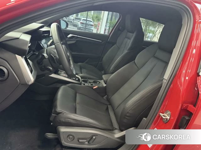 Audi A3 2021 Красный из Китая, фото 4