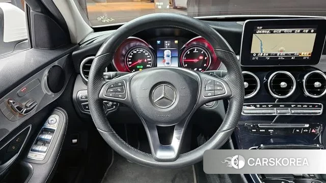 Mercedes-Benz C-Class W205 2018 Белый из Кореи, фото 4