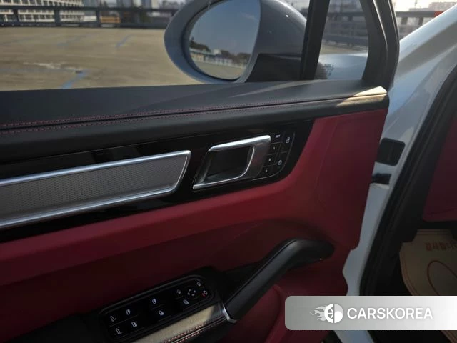 Porsche Cayenne (PO536) 2022 Белый из Кореи, фото 4