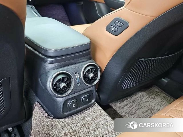 Kia Stinger Meister 2023 Серебристо-серый из Кореи, фото 4