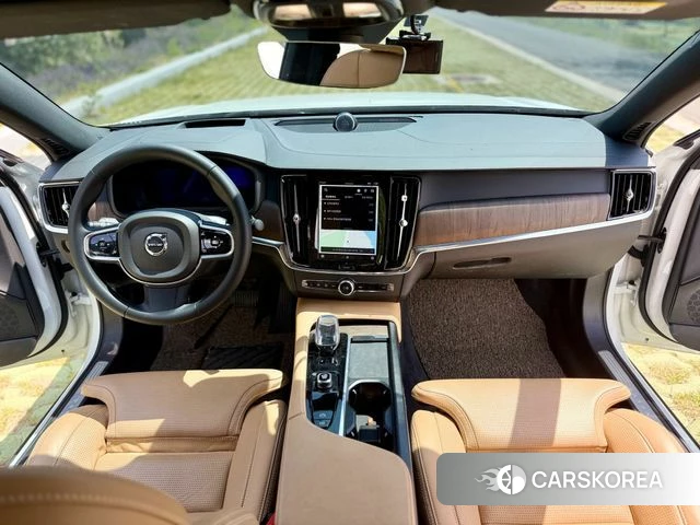 Volvo S90 2024 Белый из Кореи, фото 4