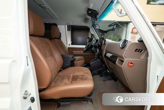 Toyota Land Cruiser (imported) 2024 Белый из Китая, фото 4