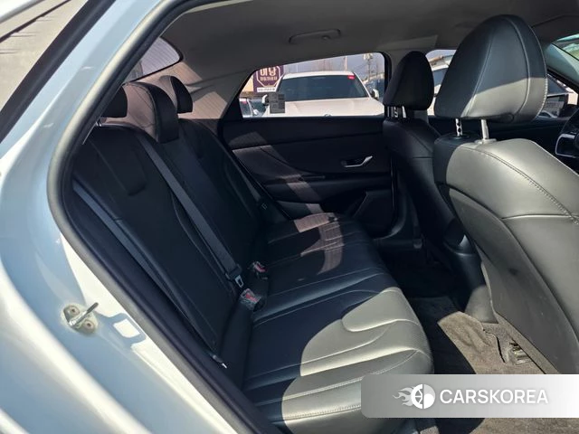 Hyundai Avante (CN7) 2022 Белый из Кореи, фото 4