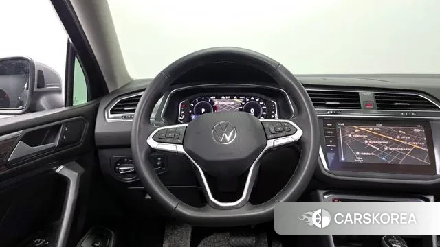 Volkswagen Tiguan Allspace 2022 Черный из Кореи, фото 4