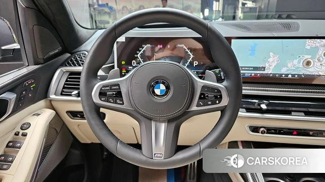BMW X7 (G07) 2025 Черный из Кореи, фото 4