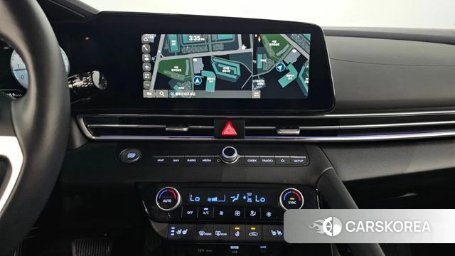 Hyundai The New Avante (CN7) 2024 Белый из Кореи, фото 4