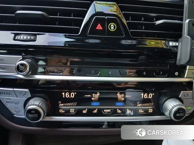 BMW 5 Series (G30) 2019 Серый из Кореи, фото 4