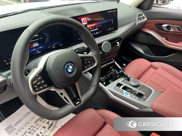 BMW i3 2025 Белый из Китая, фото 4