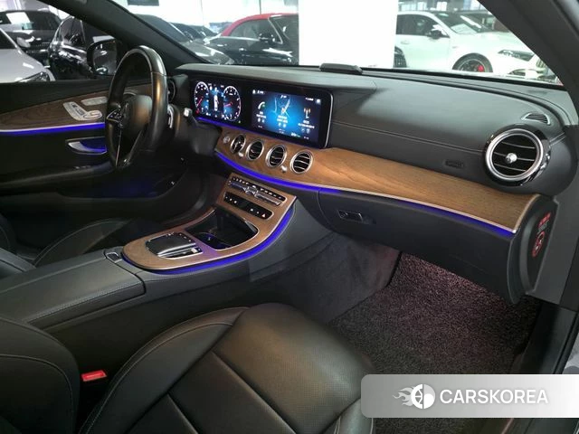 Mercedes-Benz E-Class W213 2021 Серый из Кореи, фото 4