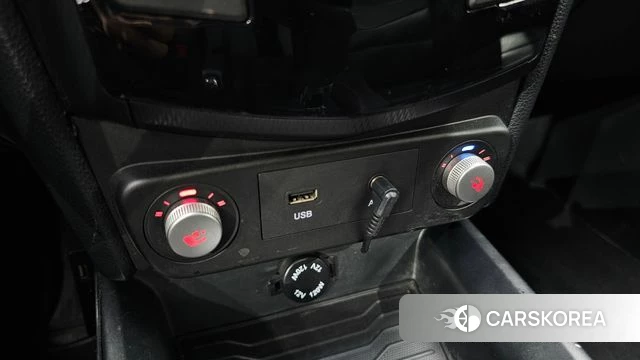 Ssangyong Tivoli Air 2018 Белый из Кореи, фото 4