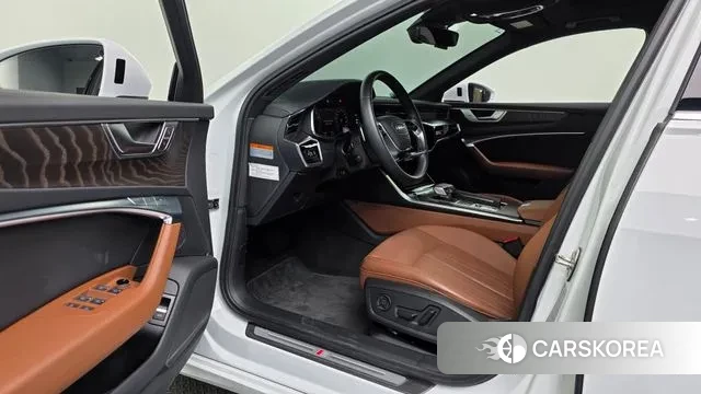 Audi A6 (C8) 2021 Белый из Кореи, фото 4