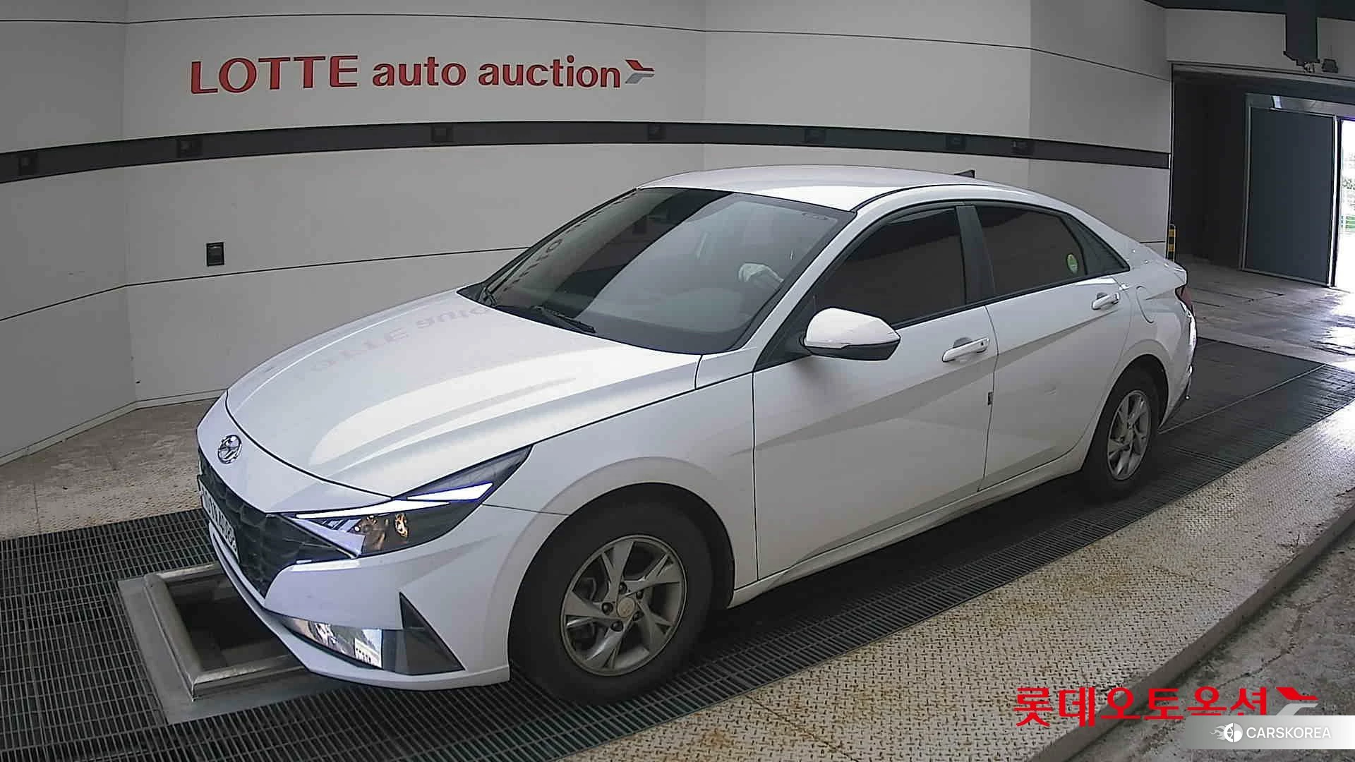 Hyundai Avante 2021 Белый из Кореи, фото 4