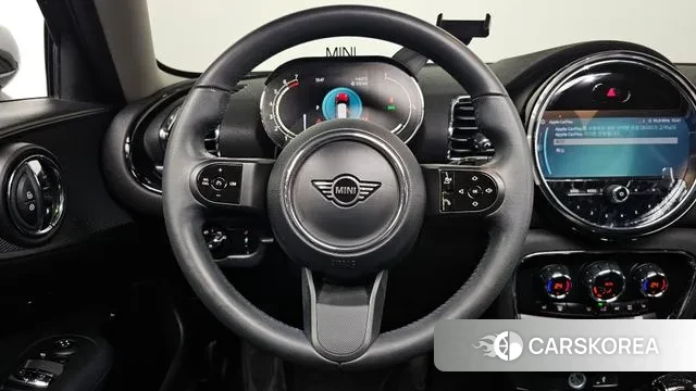 Mini Cooper Clubman 2023 Черный из Кореи, фото 4