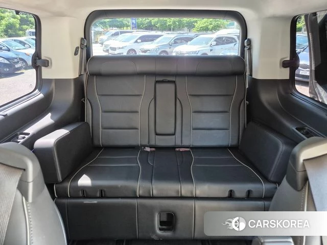 Hyundai Staria 2023 Черный из Кореи, фото 4