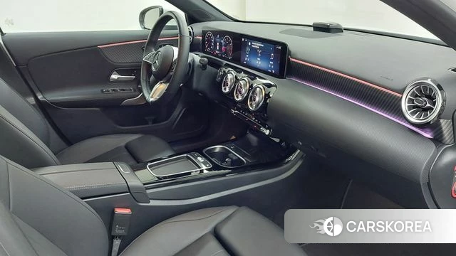 Mercedes-Benz A-Class W177 2025 Белый из Кореи, фото 4